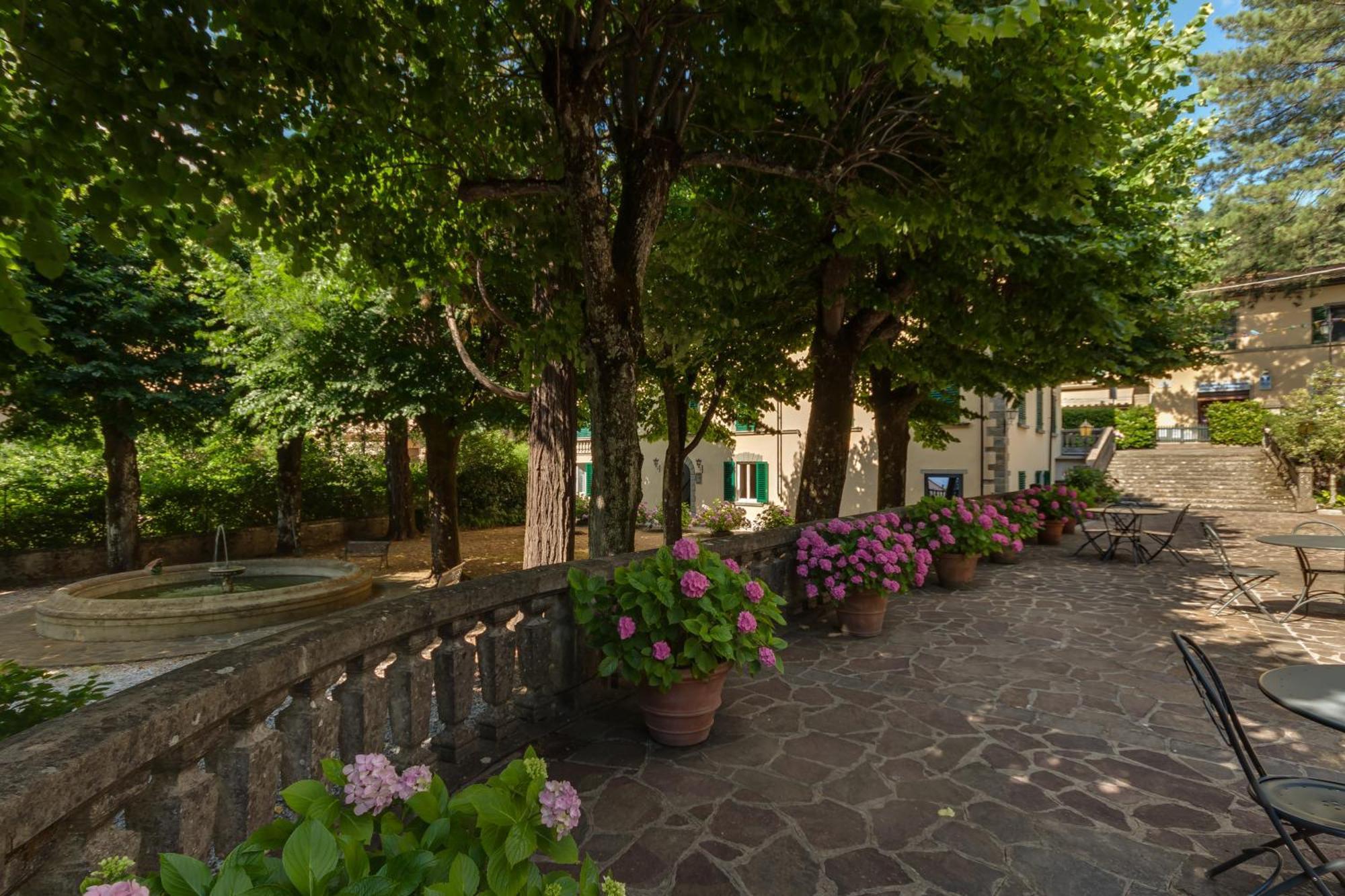 จีออตโต ปาร์ค โฮเต็ล Hotel Bivigliano ภายนอก รูปภาพ