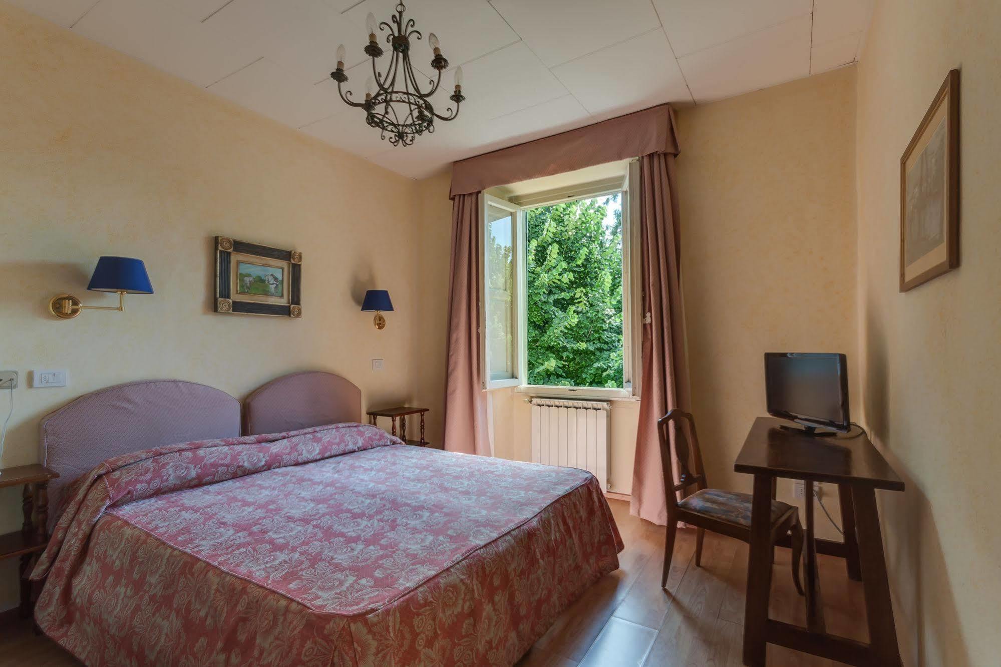 จีออตโต ปาร์ค โฮเต็ล Hotel Bivigliano ภายนอก รูปภาพ